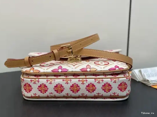 Affordable VUITTON METIS-25*19*7cm LOUIS POCHETTE 0524